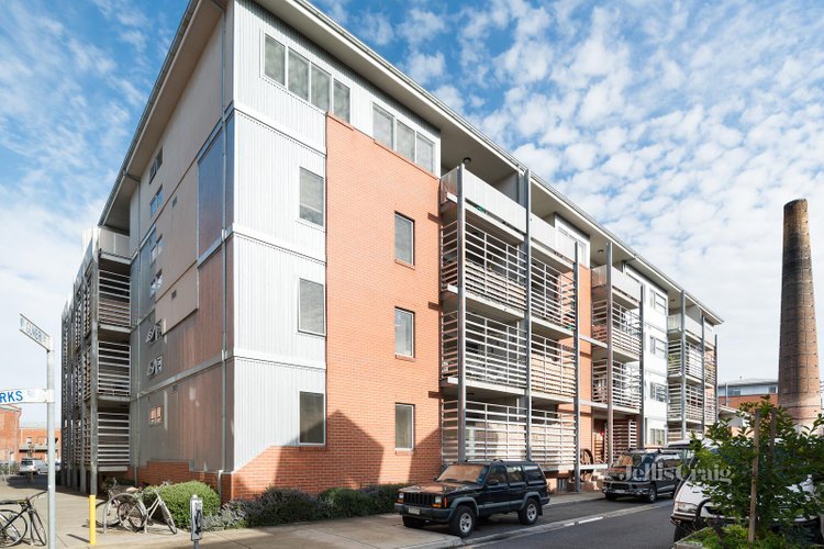 38 97 Brickworks Drive Brunswick 3056