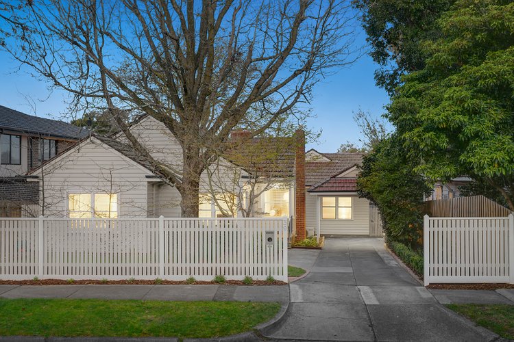 39 Creek Road Mitcham 3132