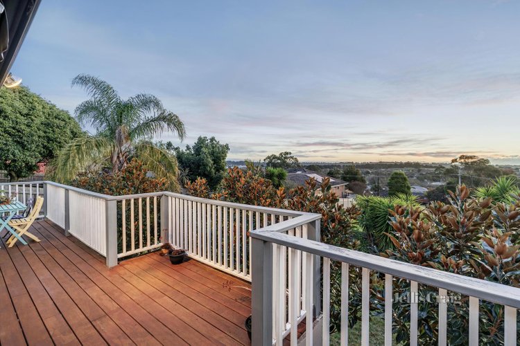 39 Edward Road Chirnside Park 3116