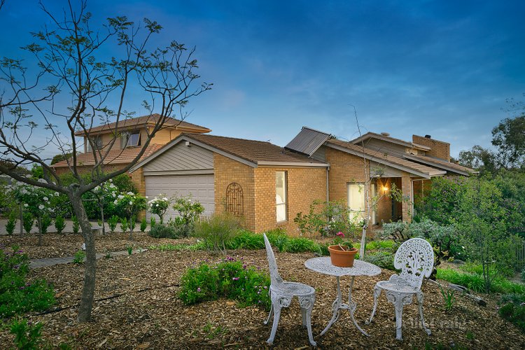 39 Kalbar Road Eltham 3095