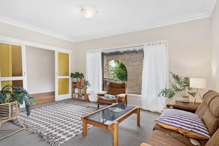 39 Kent Road Pascoe Vale 3044