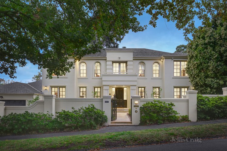 39 Pine Avenue Camberwell 3124