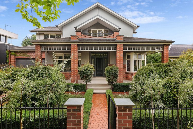 39 Russell Street Newington 3350