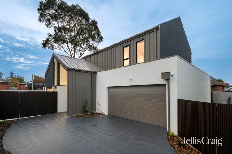 3 9 Springfield Street Briar Hill 3088