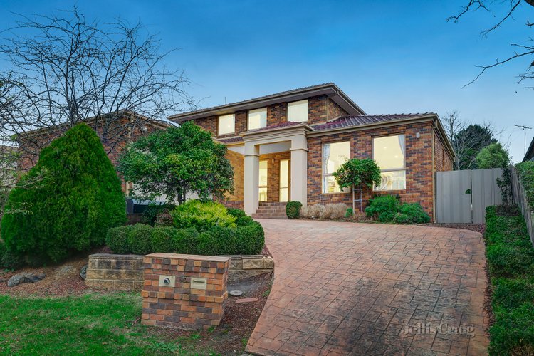 39 Symon Crescent Greensborough 3088