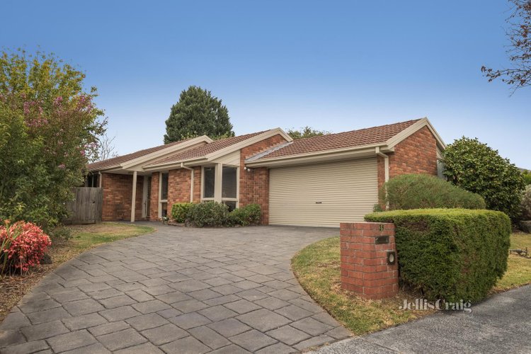 39 Vista Crescent Rowville 3178