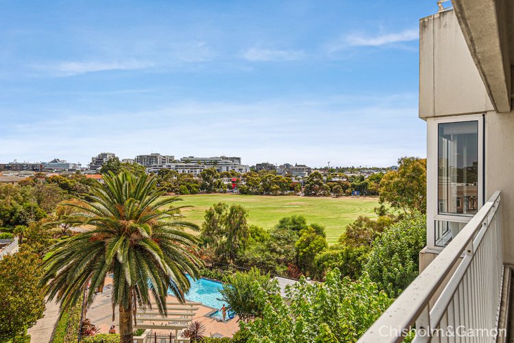 39 4 Seisman Place Port Melbourne 3207
