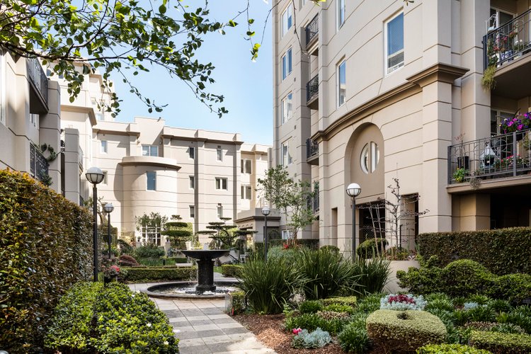 39 400 Victoria Parade East Melbourne 3002