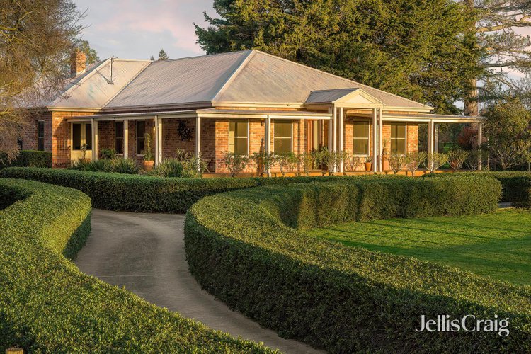 396 Kingston Road Kingston 3364