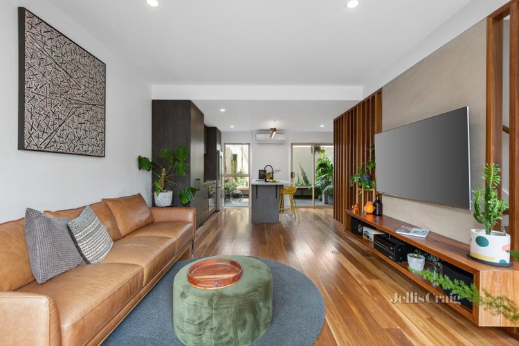 39 80 Trenerry Crescent Abbotsford 3067