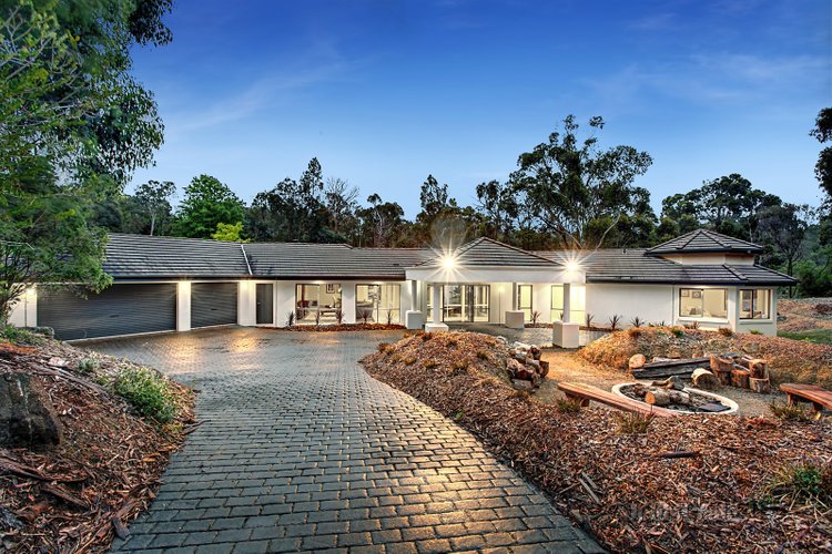 4 Angelo Place Wonga Park 3115