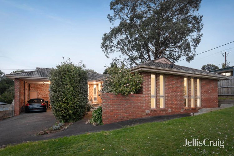 4 Arkarra Court Mooroolbark 3138
