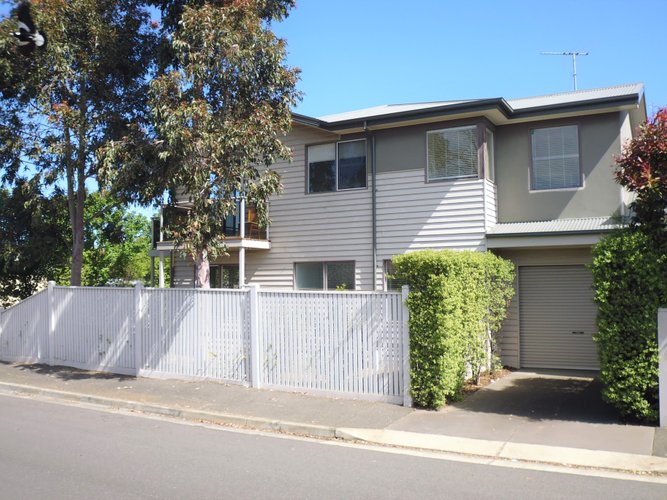 4 Balmoral  Crescent, Rippleside