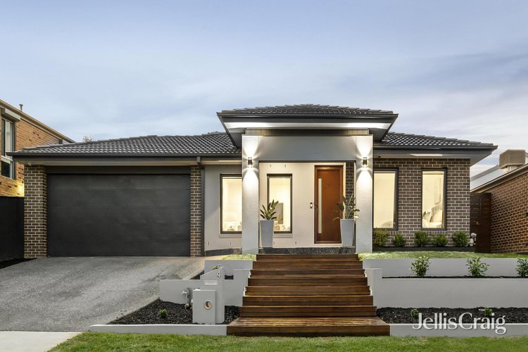 4 Beaumont Drive Chirnside Park 3116