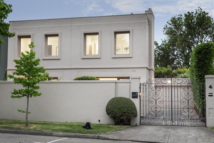 4 Bellaire Court Toorak 3142
