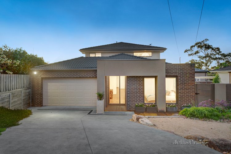 4 Bronwyn Court Blackburn South 3130
