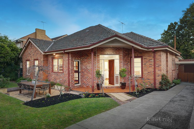 4 Burnside Avenue Canterbury 3126