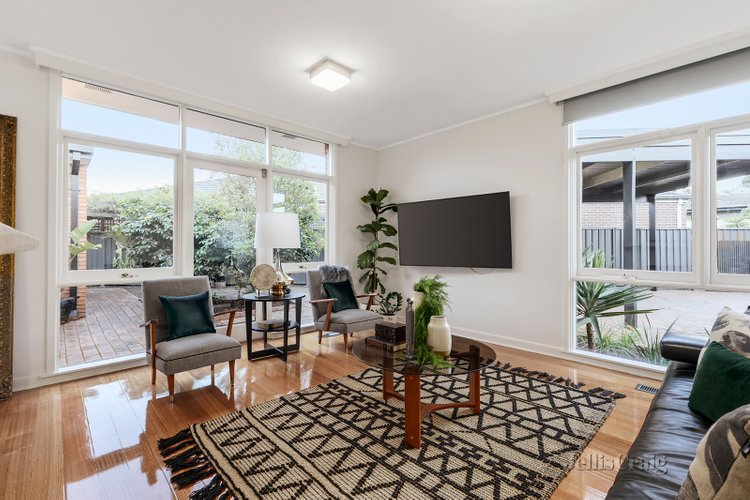 4 Carmel Court Bentleigh East 3165