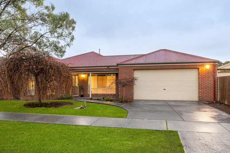 4 Carstairs Close Grovedale 3216