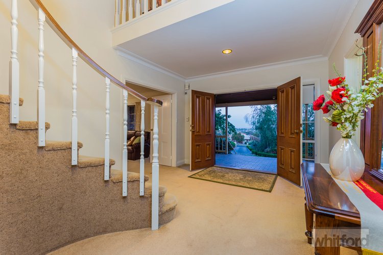 4 Chancellor Place, Highton