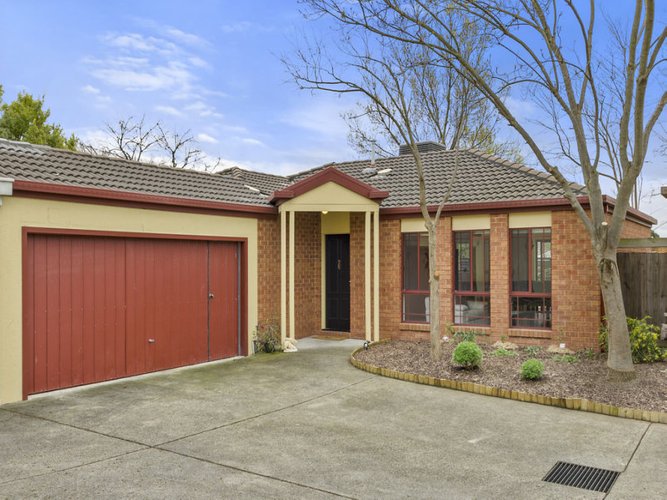 4 Cherrytree Lane Box Hill South 3128