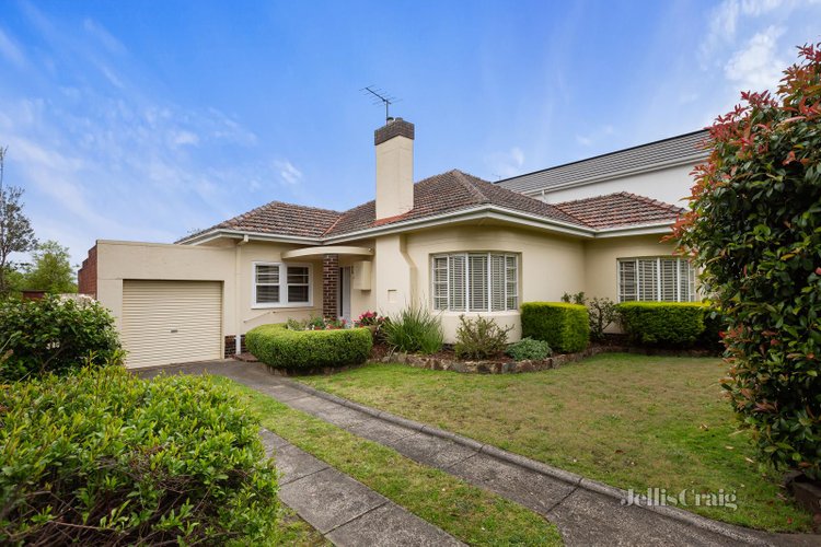 4 Crellin Grove Camberwell 3124