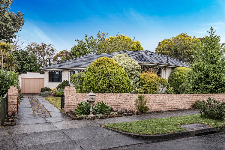 4 Cromer Crescent Mulgrave 3170