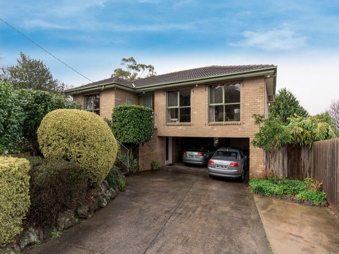 4 Crown Point Chirnside Park 3116