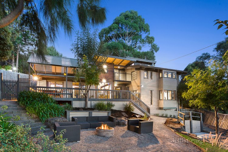 4 Darly Place Eltham 3095