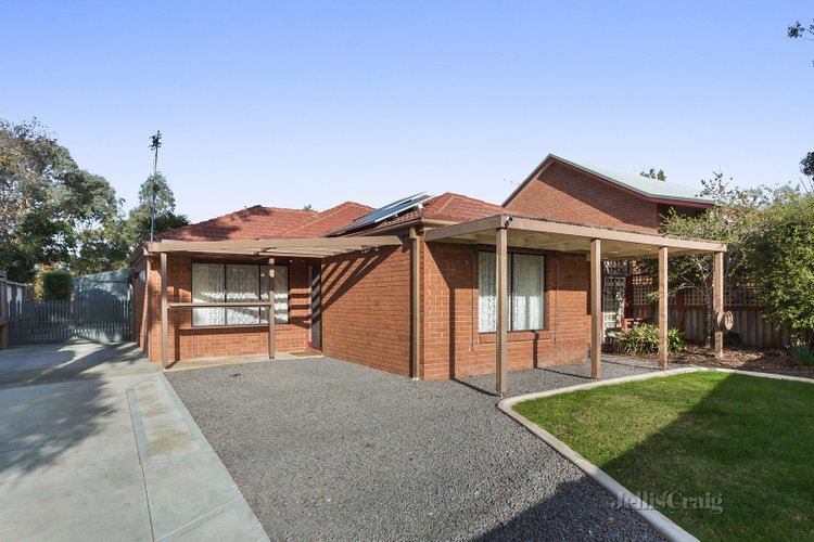 4 Dick Street Castlemaine 3450