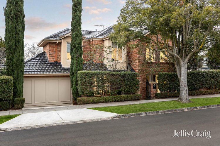 4 Dome Street Surrey Hills 3127