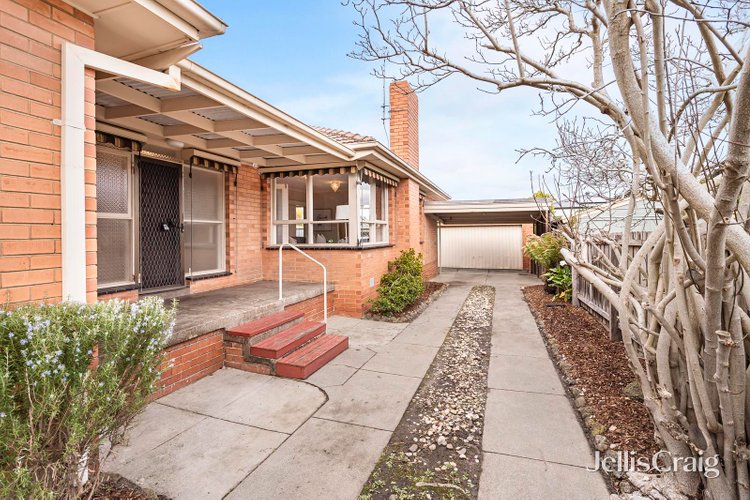 4 Duband Street Burwood East 3151