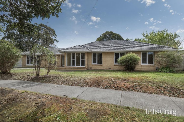 4 Edward Street Chadstone 3148