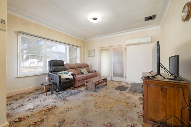 4 Enid Street, Bairnsdale