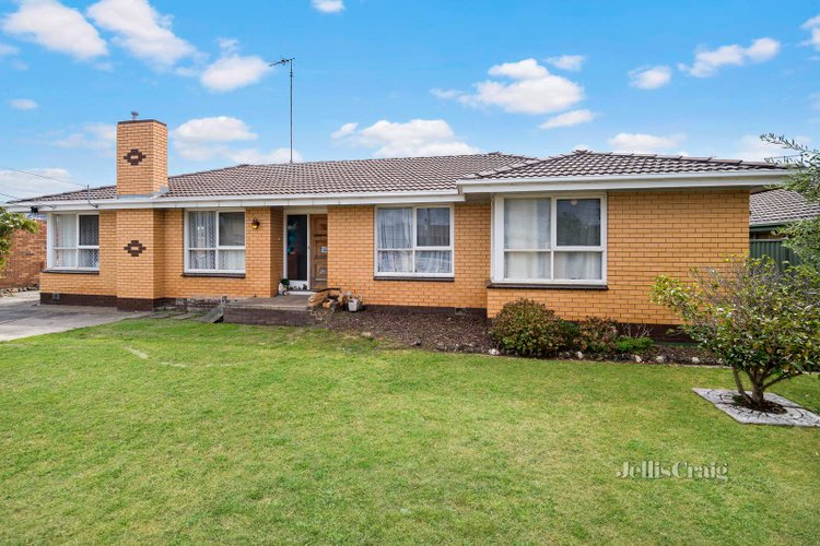 4 Evelyn Street Wendouree 3355