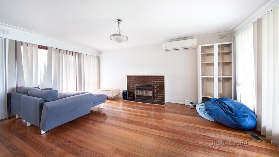4 Forest Court Glen Waverley 3150