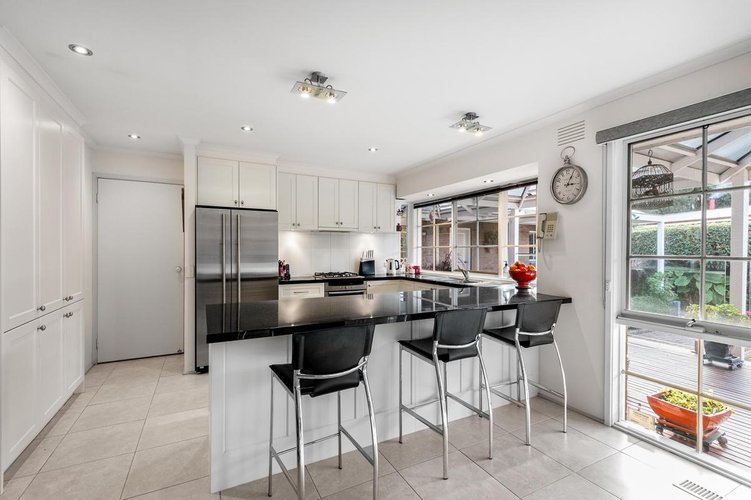 4 Glencroft Terrace Wheelers Hill 3150