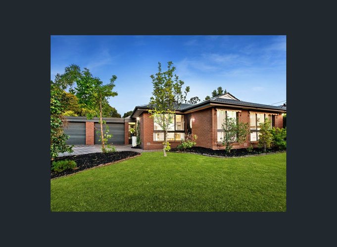 4 Harvest Drive  Chirnside Park 3116