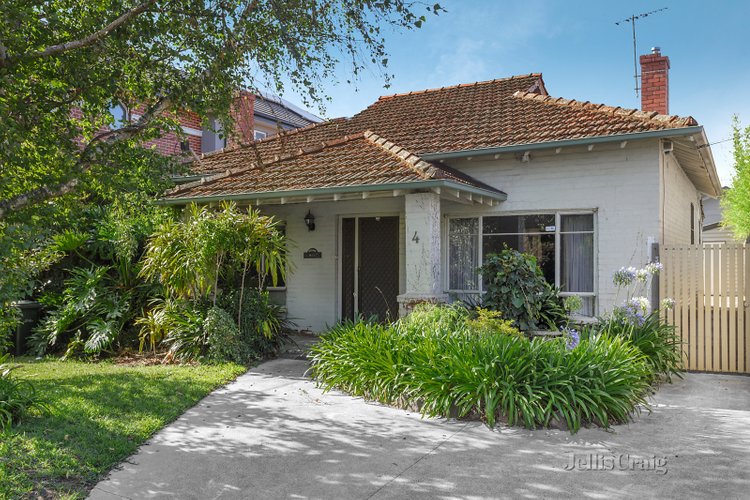 4 Holroyd Avenue St Kilda East 3183