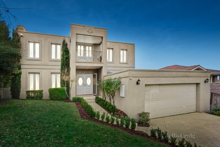 4 Iris Court Doncaster East 3109