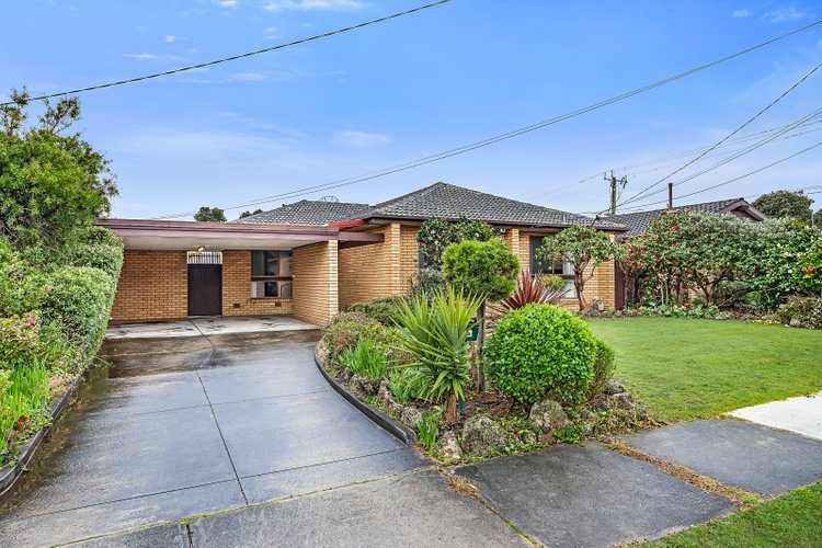4 Kingloch Parade Wantirna 3152
