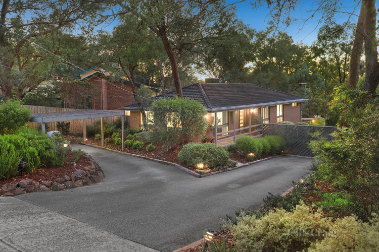 4 Laurison Road Eltham North 3095