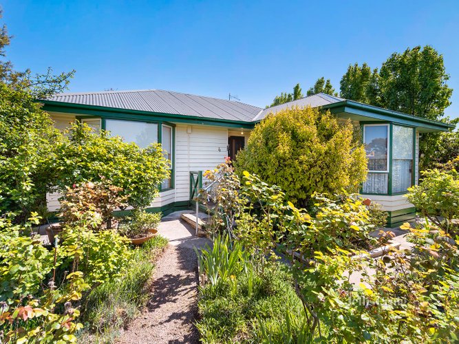 4 Luttet Street Creswick 3363