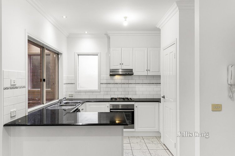 4 Marshall Way Glen Waverley 3150