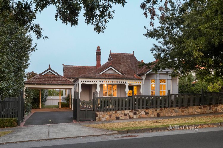 4 Moralla Road Kooyong 3144