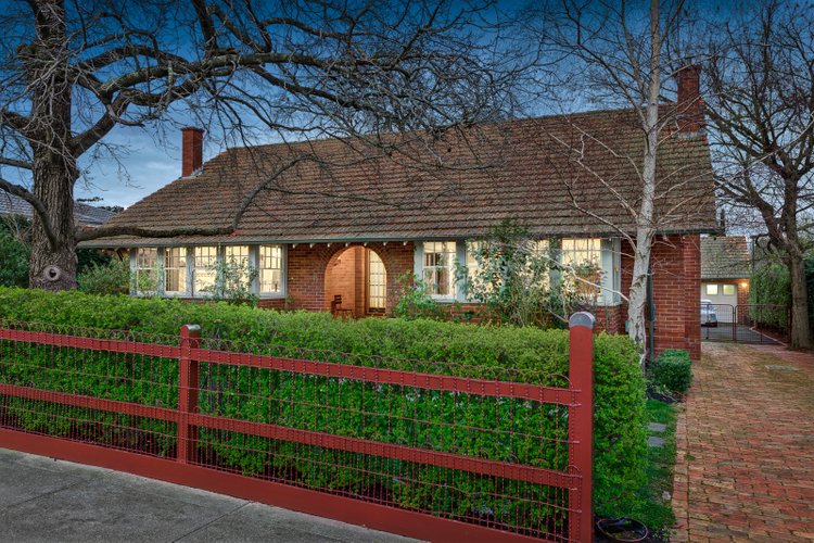 4 Mountain Grove Kew 3101