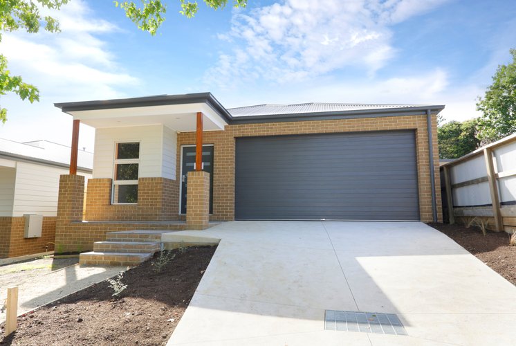 4 Neil Street  Heathmont 3135