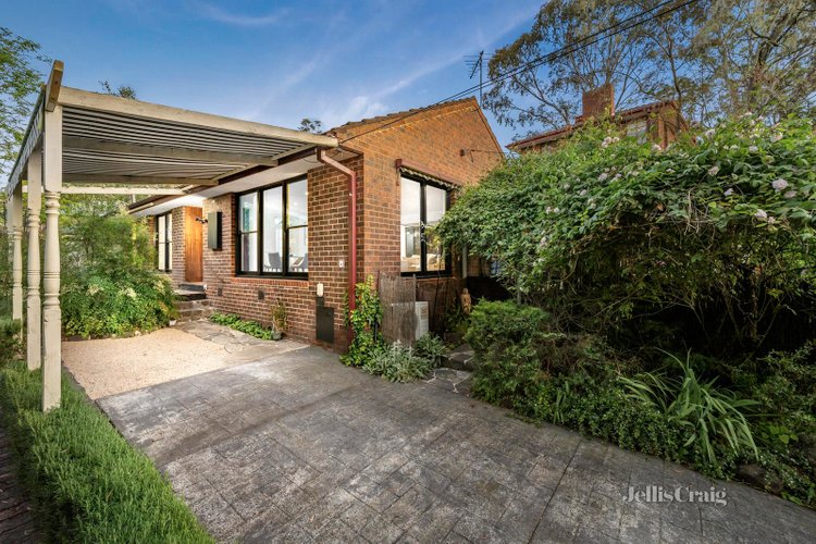 4 Niagara Road Donvale 3111