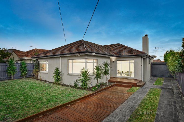4 Norman Street Mckinnon 3204