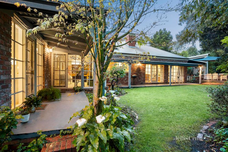 4 Paoa Place Templestowe 3106
